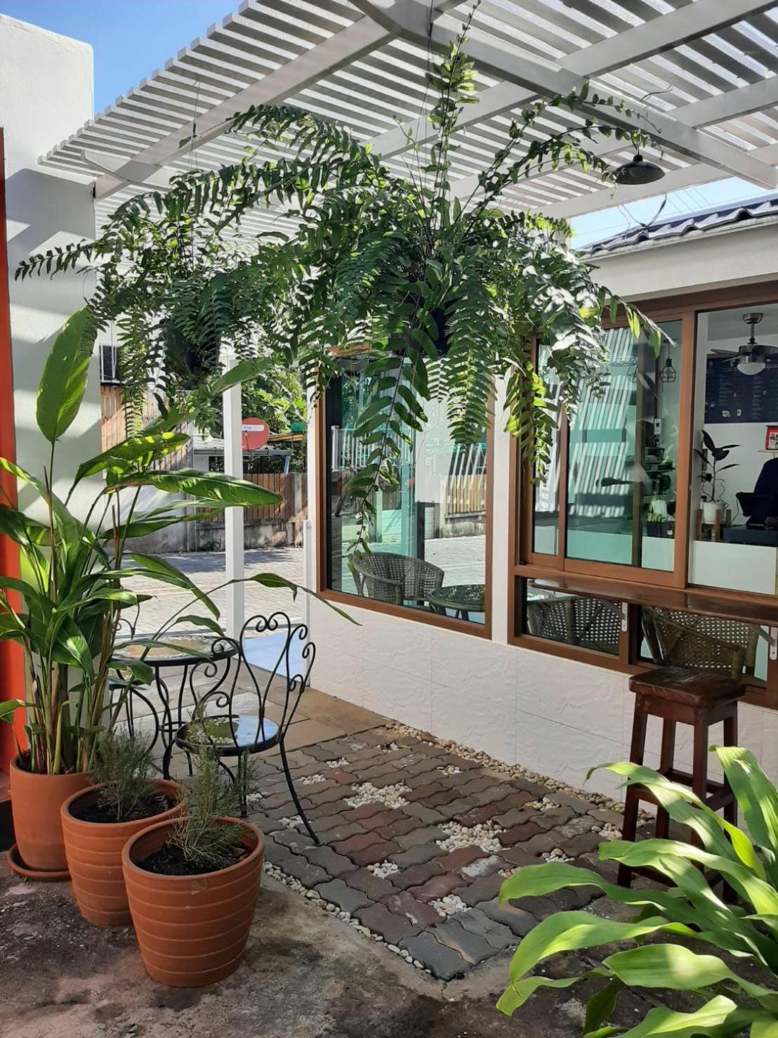 Koh Larn Riviera Hotel Exterior photo